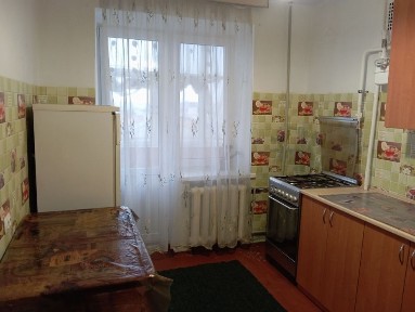 Здам 1 кімнатну квартиру в центрі Коростеня