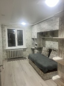 Сдам 2 комнатную квартиру возле университета МВД. Свет не отключают