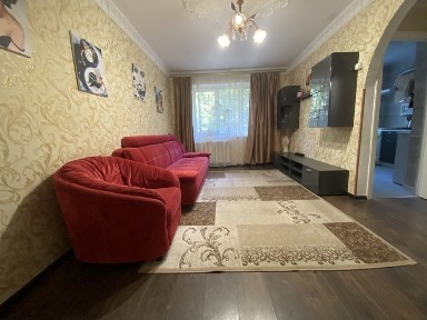 Сдам 3-ком пр Поля / Кирова. Центр в 10 мин
