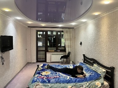 Трёх комнатная квартира Победа 6