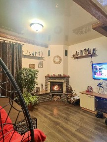 Продам будинок ж/м Мирний з альтанкою, гаражем та інше.