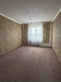 Продаж 4-х кімнатна по вулиці Прилуцька