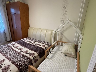 Продаж 3 кімнатноі квартири на 3 поверсі.