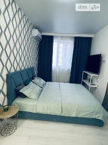 Здам подобово 1к квартиру на бул. Леоніда Бірюкова 2А • ID 31325108