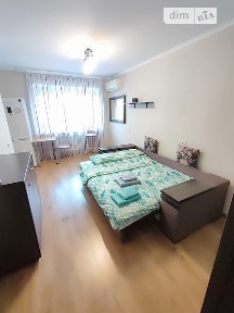 Науки проспект, мікрорайон Саперна Слобідка, район Голосіївський, Київ, метро Деміївська, просп. Науки 17/15 • ID 28327820