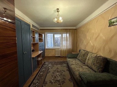 Святошинський, Леся Курбаса 2/14, оренда 2х кімнатної.