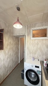 Київ, Святошинський, вулиця Академіка Доброхотова 7