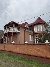 Продається будинок місто Тячів -Біловарці