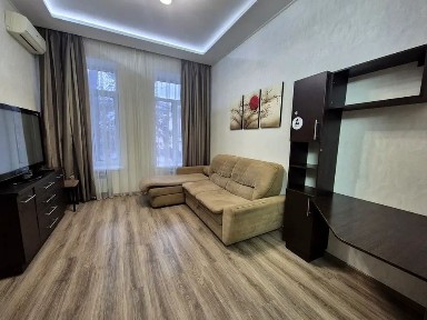 Аренда Евродвушки Пастера УкрайнскийТеатр СВЕТ ВСЕГДА ЕСТЬ