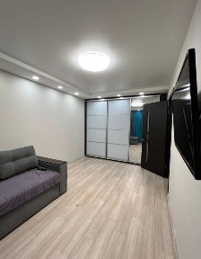 Оренда однокімнатної квартири у Комунарському р-ні (О. Говорухи 32)