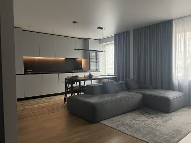 Новинка! Продається двохкімнатна квартира по вул. Грушевського, 97.