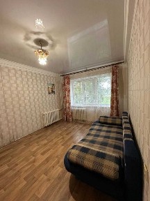 Продається 2-х кімнатна квартира Харківське шоссе 21/1