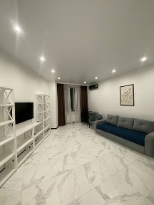 Одеса, Київський, Фонтанская 122