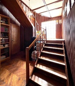 Терміново! Будинок поруч з озером та дубовим гаєм. Гараж, баня, підвал; газ