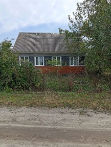 Продається будинок. Звертайтеся за тел 380671015736.