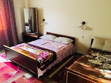 Оренда будинку в туристичному містечку!