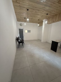 Кабінет, офіс. Подіум