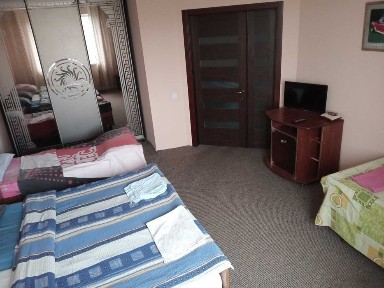 Посуточно 1к Бучанский парк рядом, для дружной семьи