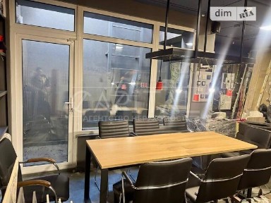 Продаж офісного приміщення 88 кв. м. на 1 поверсі на наб. Дніпровська 18, багатоповерхова будівля • ID 33105377