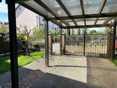 Оренда Великого Будинку з Басейном. ГАЗ