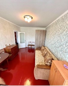 Готова до заселення 1-на квартира Центр міста поверх 3