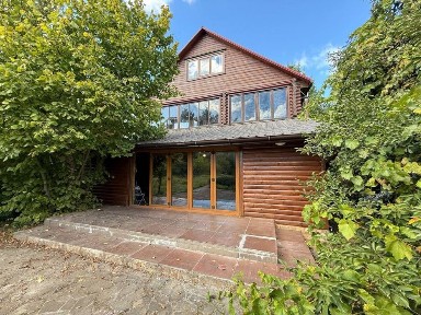 Будинок зі зрубу з басейном і банею, Копилів