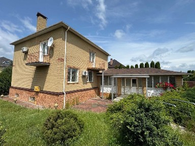 Продаж великого, сімейного будинку під Києвом. 15 соток. Підвал. Без %