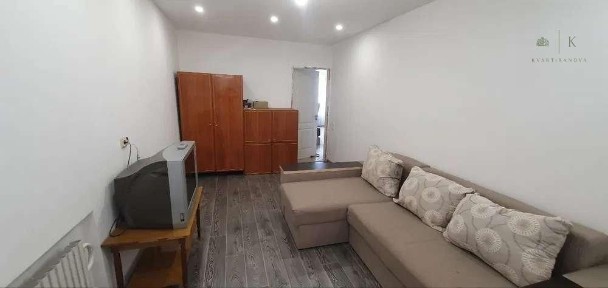 Продам 2 комнатную квартиру в г. Харьков, пр. Тракторостроителей, 162Б