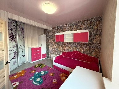 Продаж 3 кімнатної квартири на Жадова 21