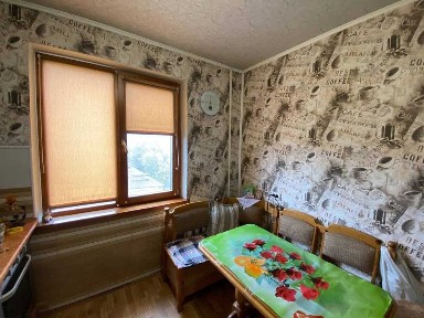 Продаётся 3-комнатная квартира по улице Свято-Николаевская