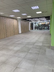 Оренда поиміщення під комерцію в ТЦ «Універмаг-Хуст»