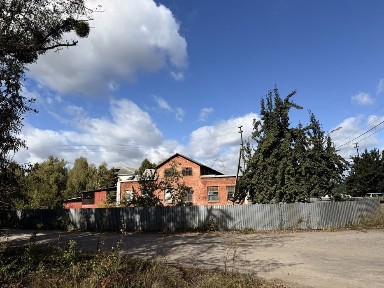 Продаж приміження автогараж-майстерня