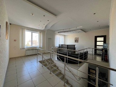 Аренда офісу із складом на пр Богдана Хмельницького Правий берег