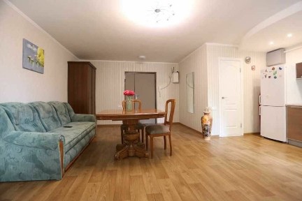 Днепр, Титова ул., 1