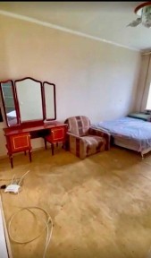 Продам 3к квартиру в кирпичном доме пр. П. Орлика (Ильича) пр. А. Поля
