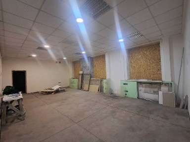 Приміщення 120 м2 вул. Мазепи. СВІТЛО НЕ ВИМИКАЮТЬ.
