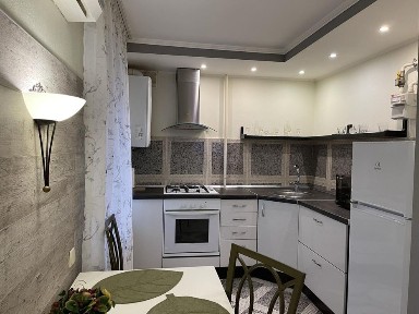 Сдам двушку в районе Титова - верх Поля, 16 больница