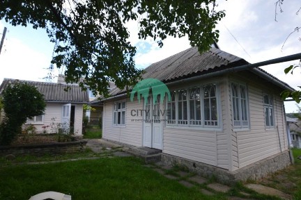 Продаються два будиночки в серці Карпат - місто Косів! (63)