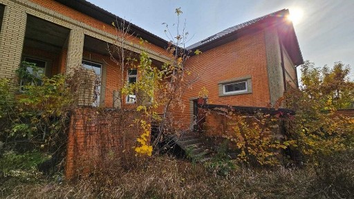 Окрема будівля під виробництво або смарт-квартири, 5 хв Героїв Праці