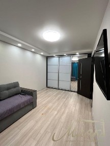 Оренда однокімнатної квартири, Космос