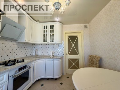 Здам 2-х кімн. квартиру з ремонтом пр-т Лушпи ( р-н ТРЦ « Берізка»).