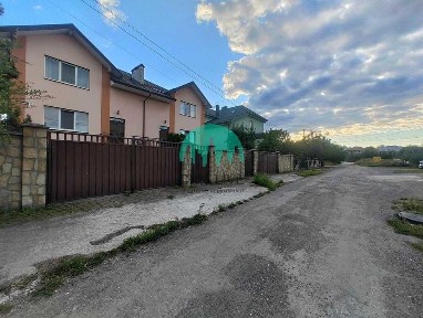Оренда будинку в передмісті Івано-Франківська, с. Угринів (60)