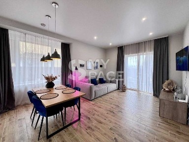 Сучасний будинок Гатне, Крюківщина, КМ Золотий дуб, Х-парк Теремки