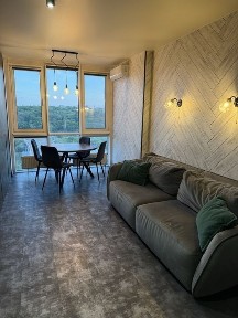 Київ, Печерський, вулиця Михайла Бойчука 41б