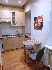 Елітний Центр. Вул. Стрітенська. Сталінка. Євроремонт. Нові Меблі.