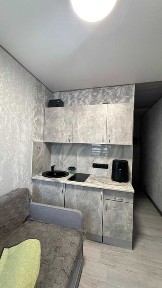 Продається 1-к. кв з якісним ремонтом поруч зі ст. м Берестейська