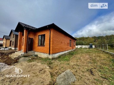 Продаж 1 поверхового будинку з ділянкою на 5 соток, 105 кв. м, 4 кімнати, на вул. Лісова • ID 33674636