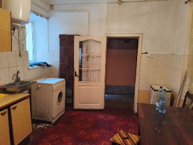 Здається 1 кім. квартира по вул. Синагоги ( Барбюса) ц5000гр