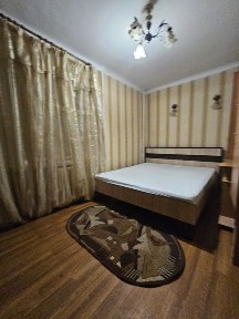 Оренда трьохкімнатної квартири в центрі