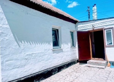 Продам ДВА ДОМА на участке, район ул. ПЕРЕДОВАЯ